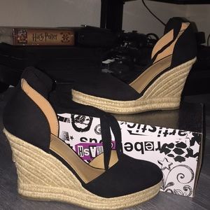 Wedges heels